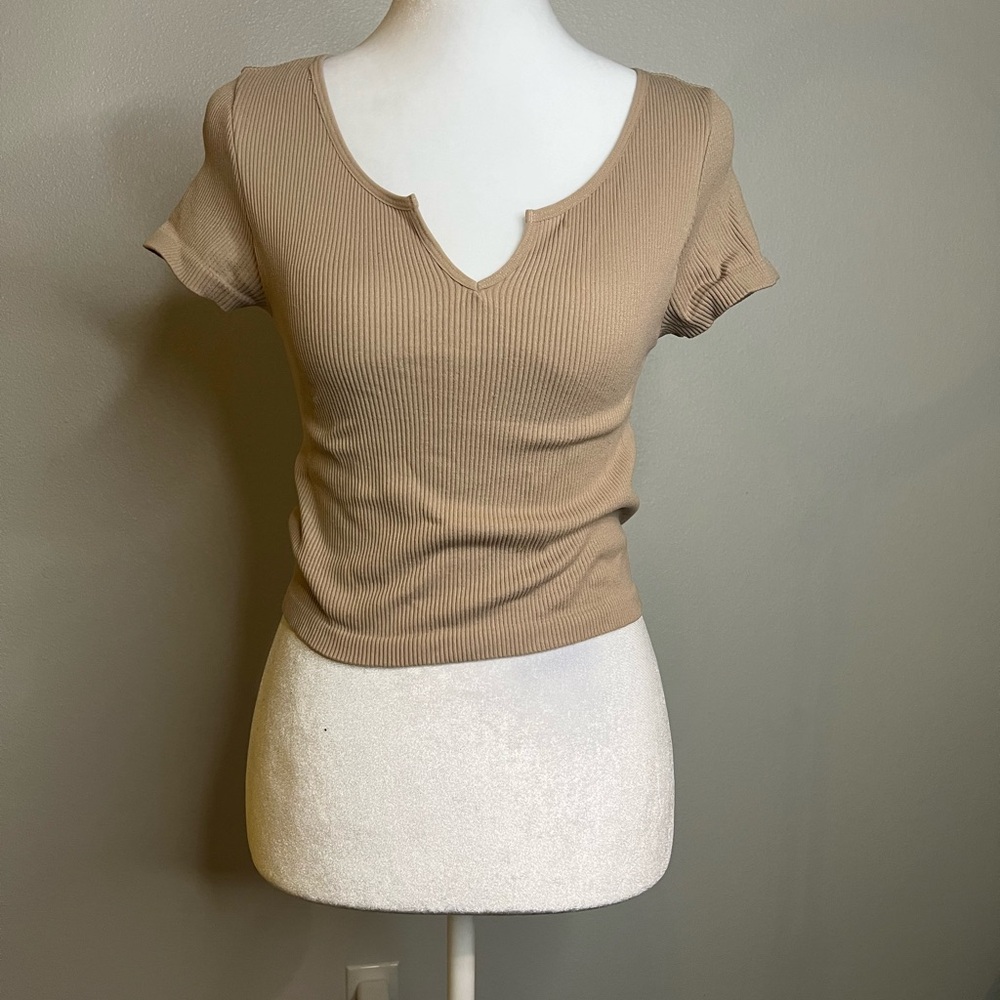 No boundaries Ribbed V-Notch Short Sleeve Top in Beige